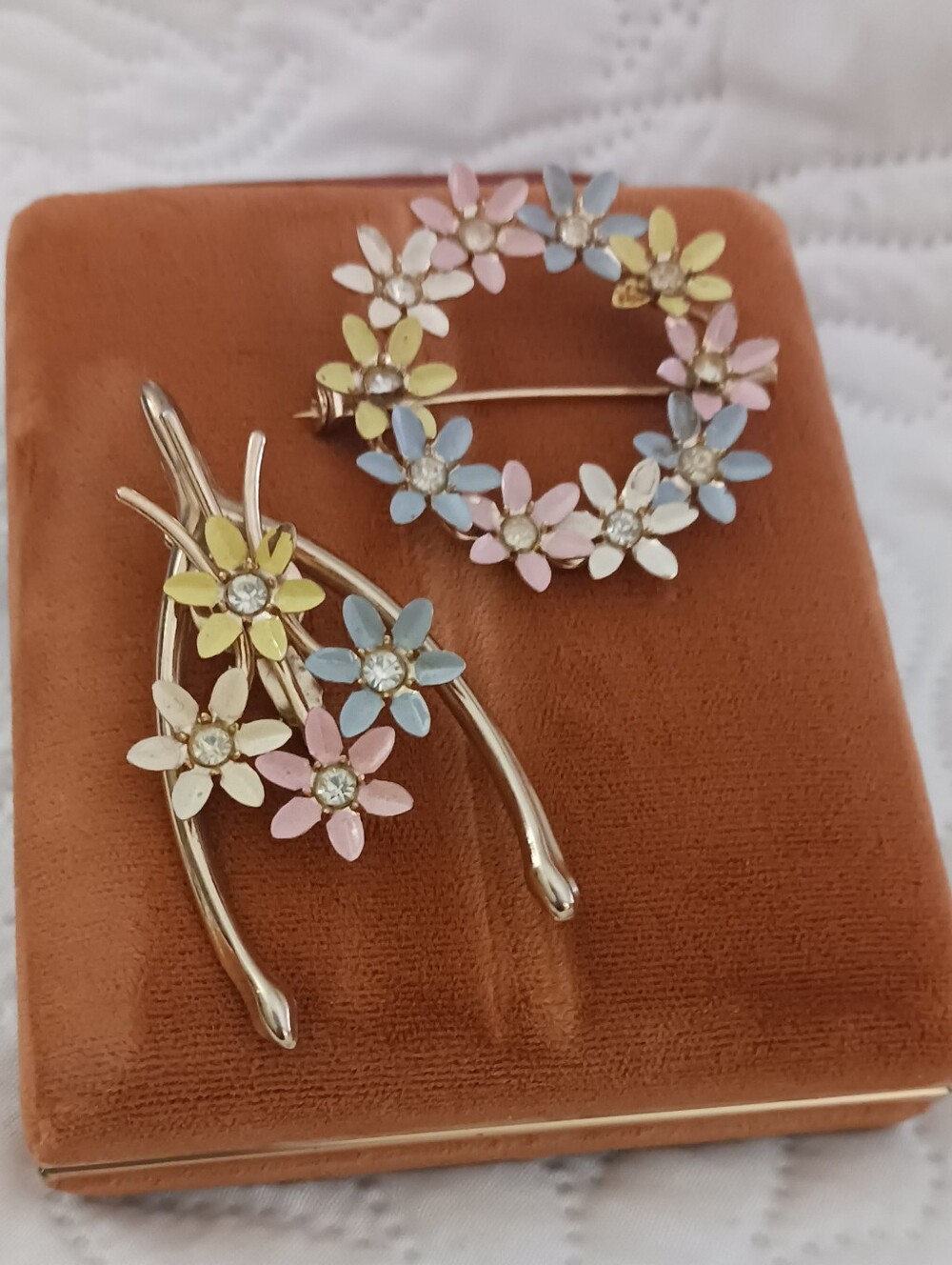 Vintage Wishbone Pastel Floral Brooch and Pin Set - Multicolor Flower Jewelry